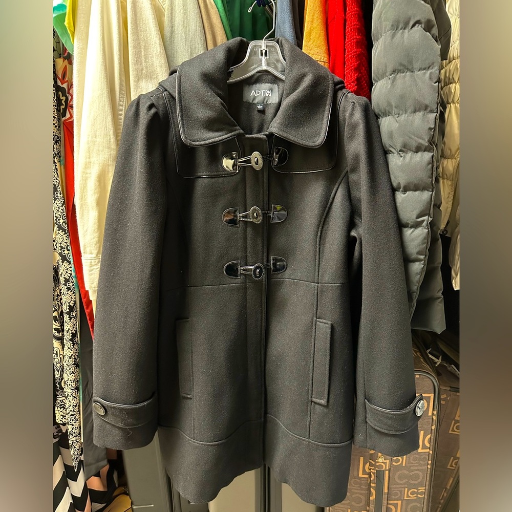 Black Duffle coat/Peacoat l zip up & button closures + removable hoodie